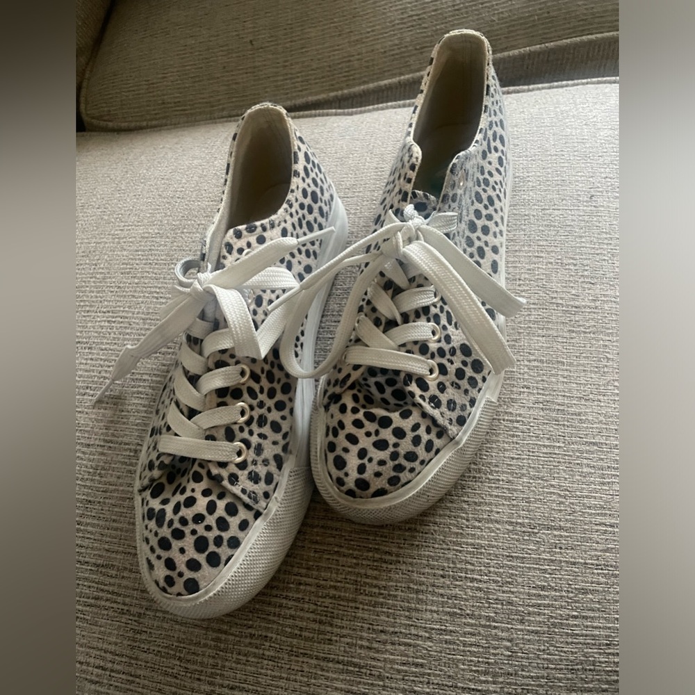 MUDD ocelot/ leopard sneakers